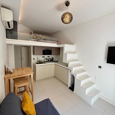 Studio A Louer Au Coeur Du Carre Dor A Nice, Rue Dalpozzo A 150 Metres Des Plages ภายนอก รูปภาพ