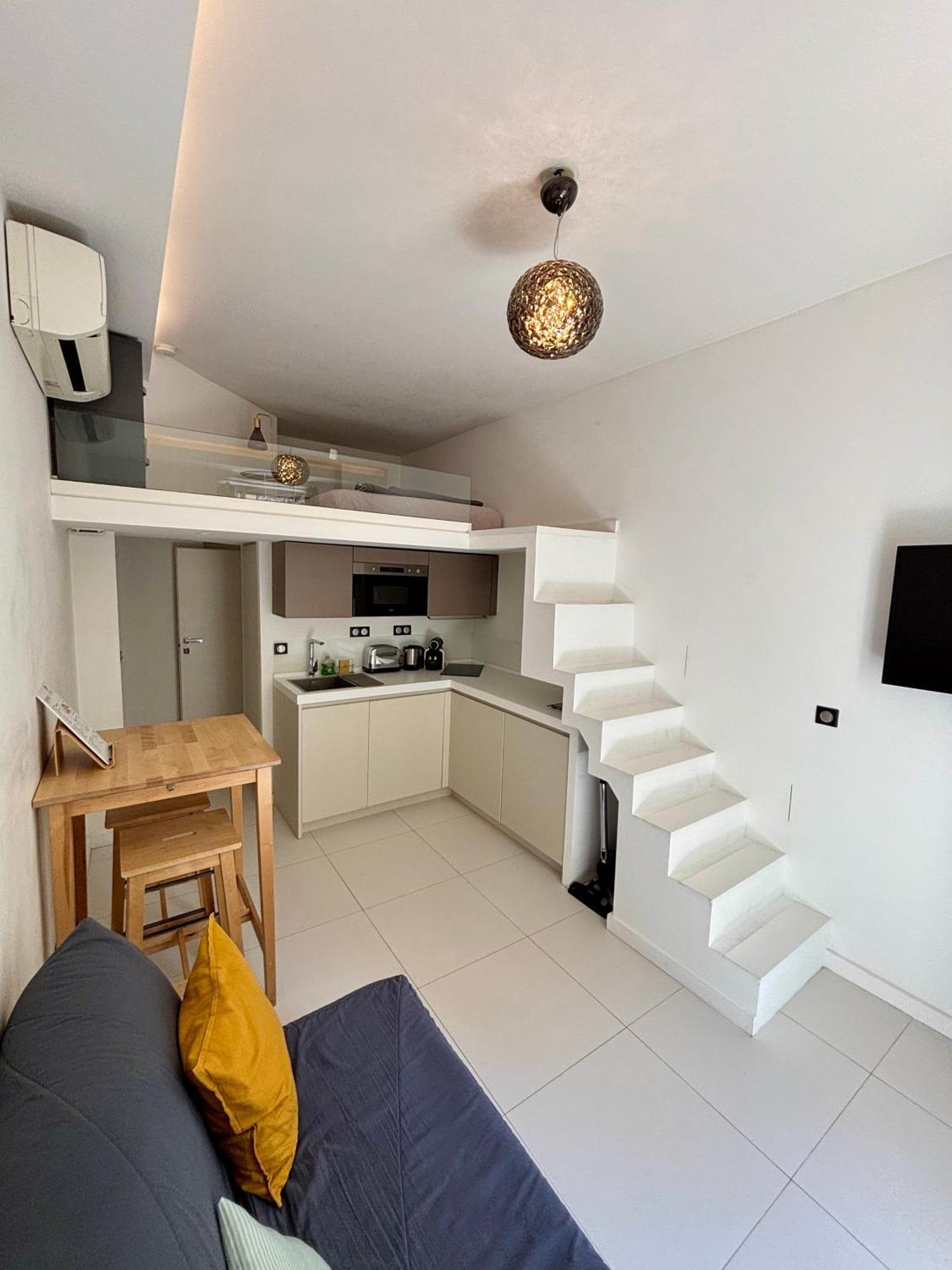 Studio A Louer Au Coeur Du Carre Dor A Nice, Rue Dalpozzo A 150 Metres Des Plages ภายนอก รูปภาพ